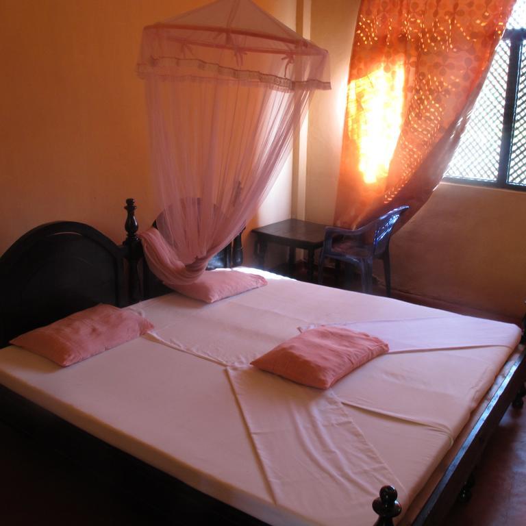 Shahira Hotel Nilaveli Cameră foto